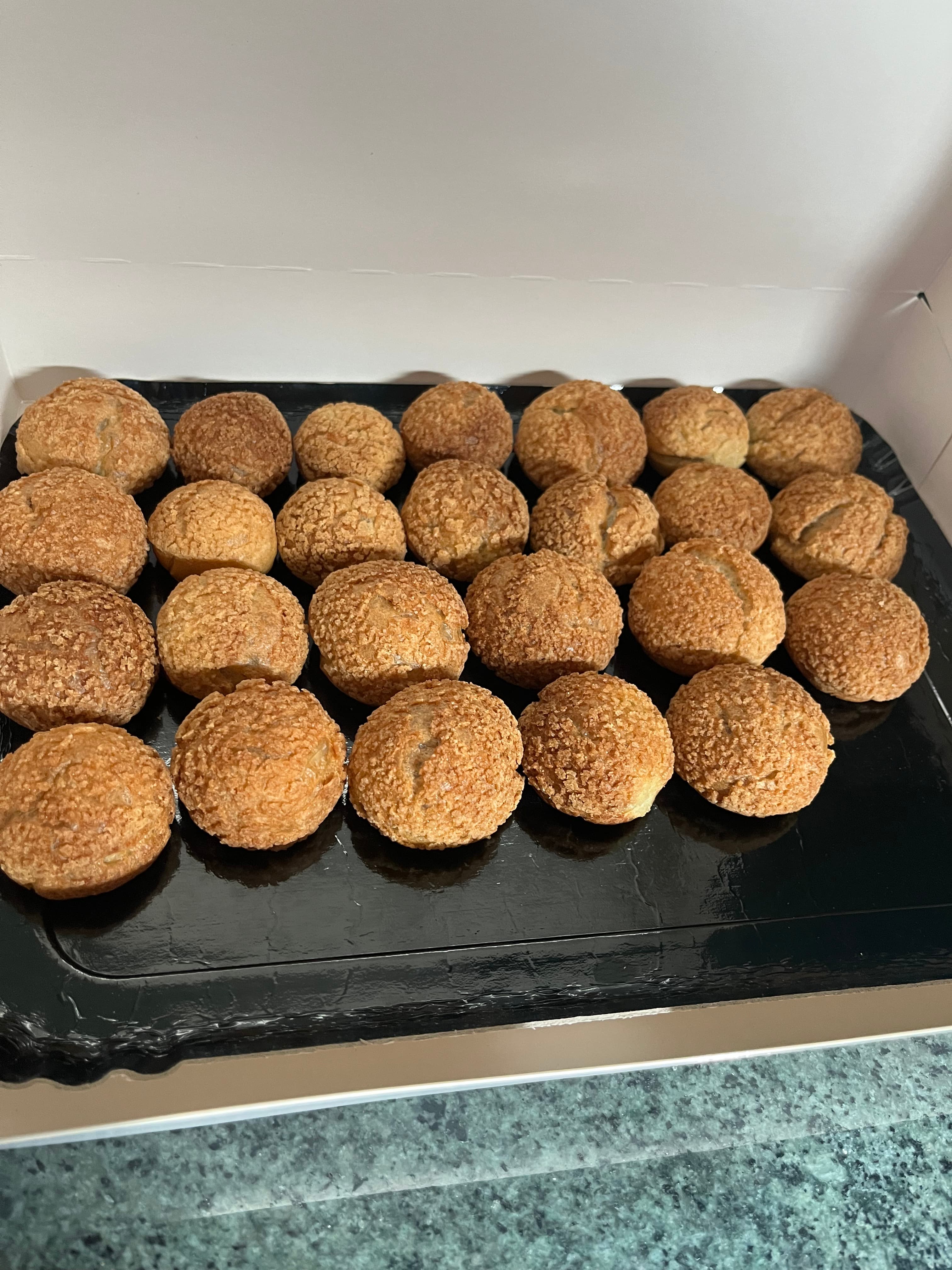 Mini choux chocolat pour buffet de mariage Montauban, mignardises gourmandes