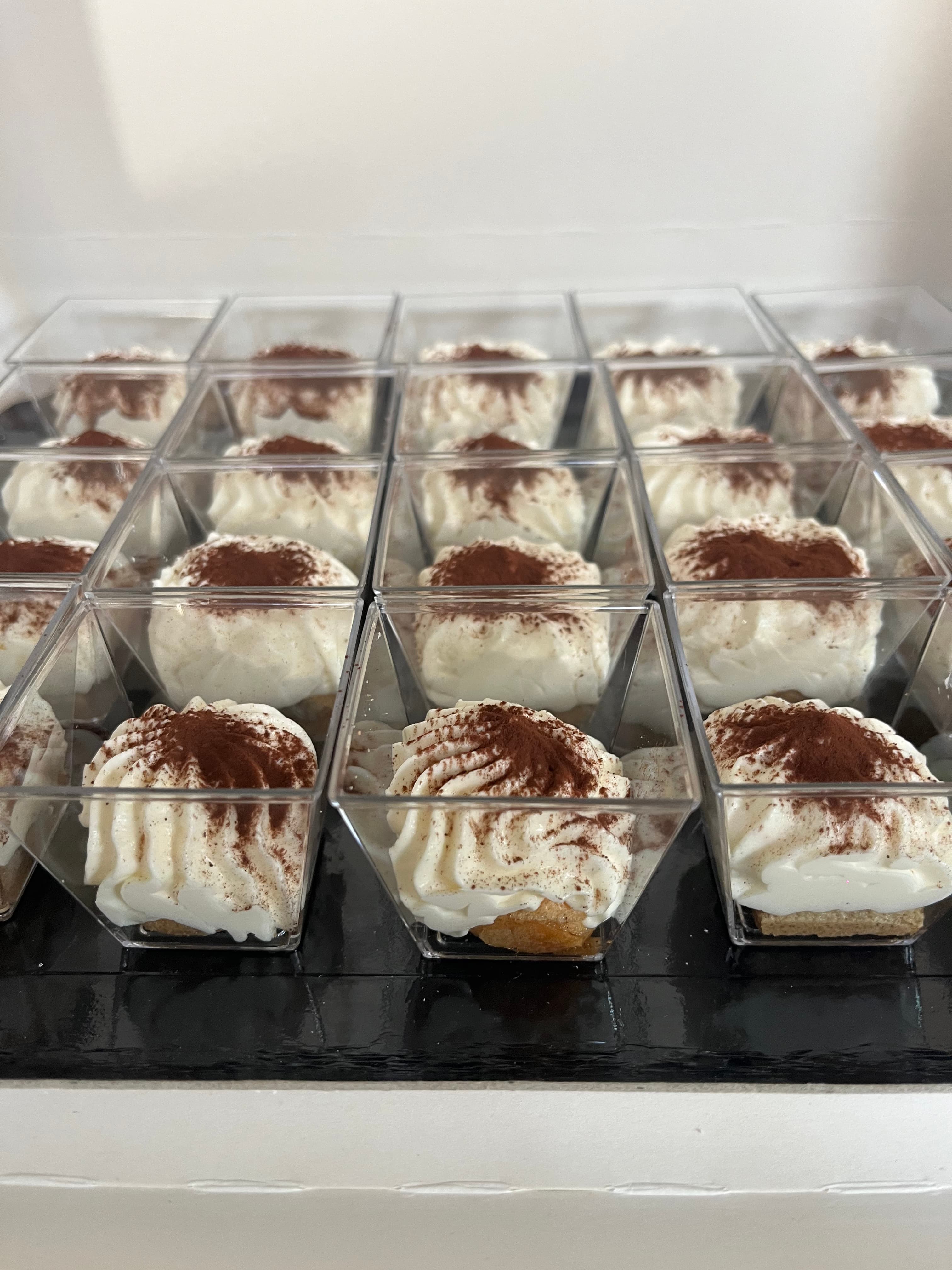 Mini verrines tiramisu mascarpone café, mignardise mariage Montauban